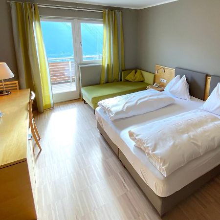 Hotel Eberle Bolzano Luaran gambar