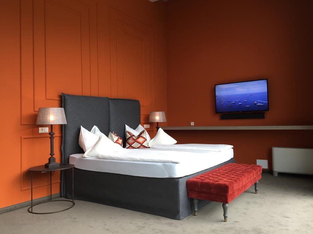 Hotel Eberle Bolzano Luaran gambar