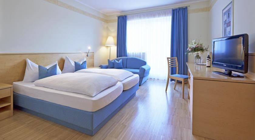 Hotel Eberle Bolzano Luaran gambar