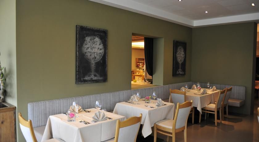 Hotel Eberle Bolzano Luaran gambar