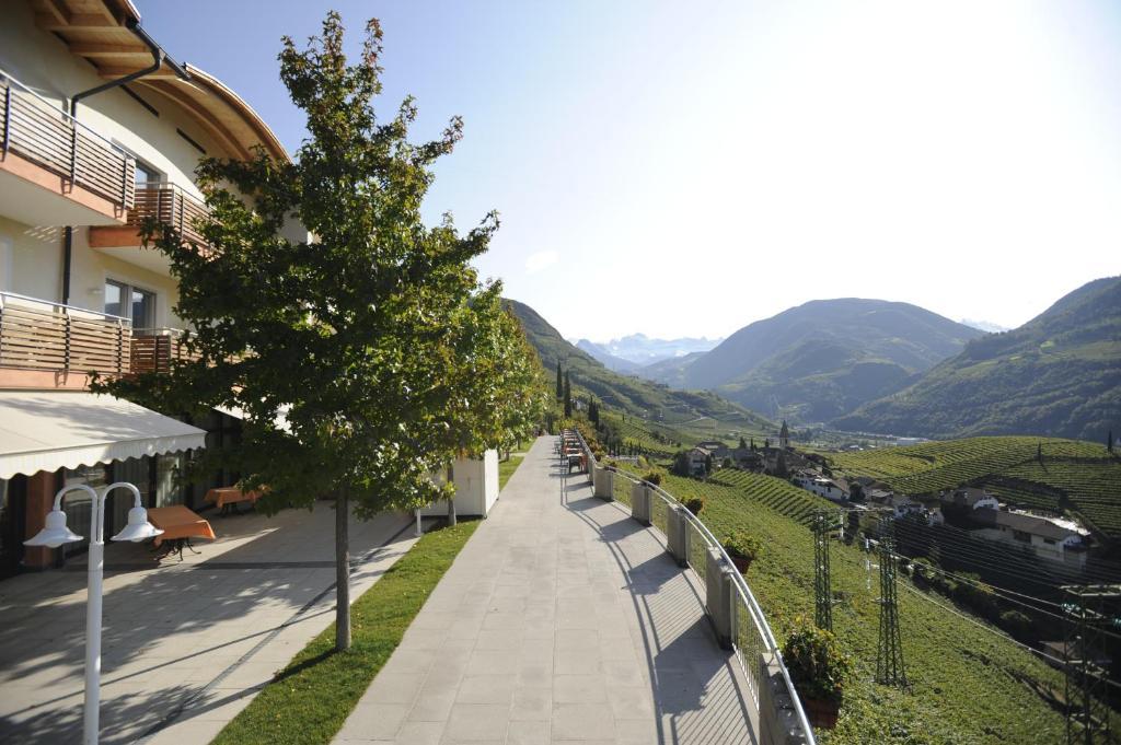Hotel Eberle Bolzano Luaran gambar
