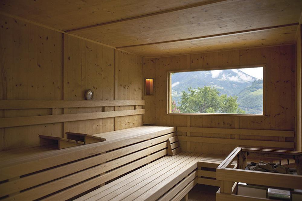 Hotel Eberle Bolzano Luaran gambar